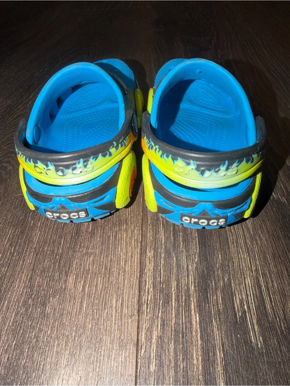 Crocs Hot Wheels Race Car Clogs Blue Flames Kids Size C9